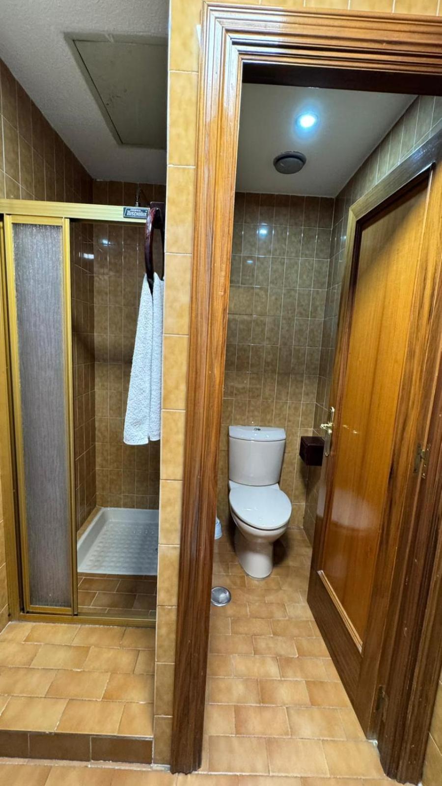 Hostel Puerta Del Angel Madrid Exteriör bild