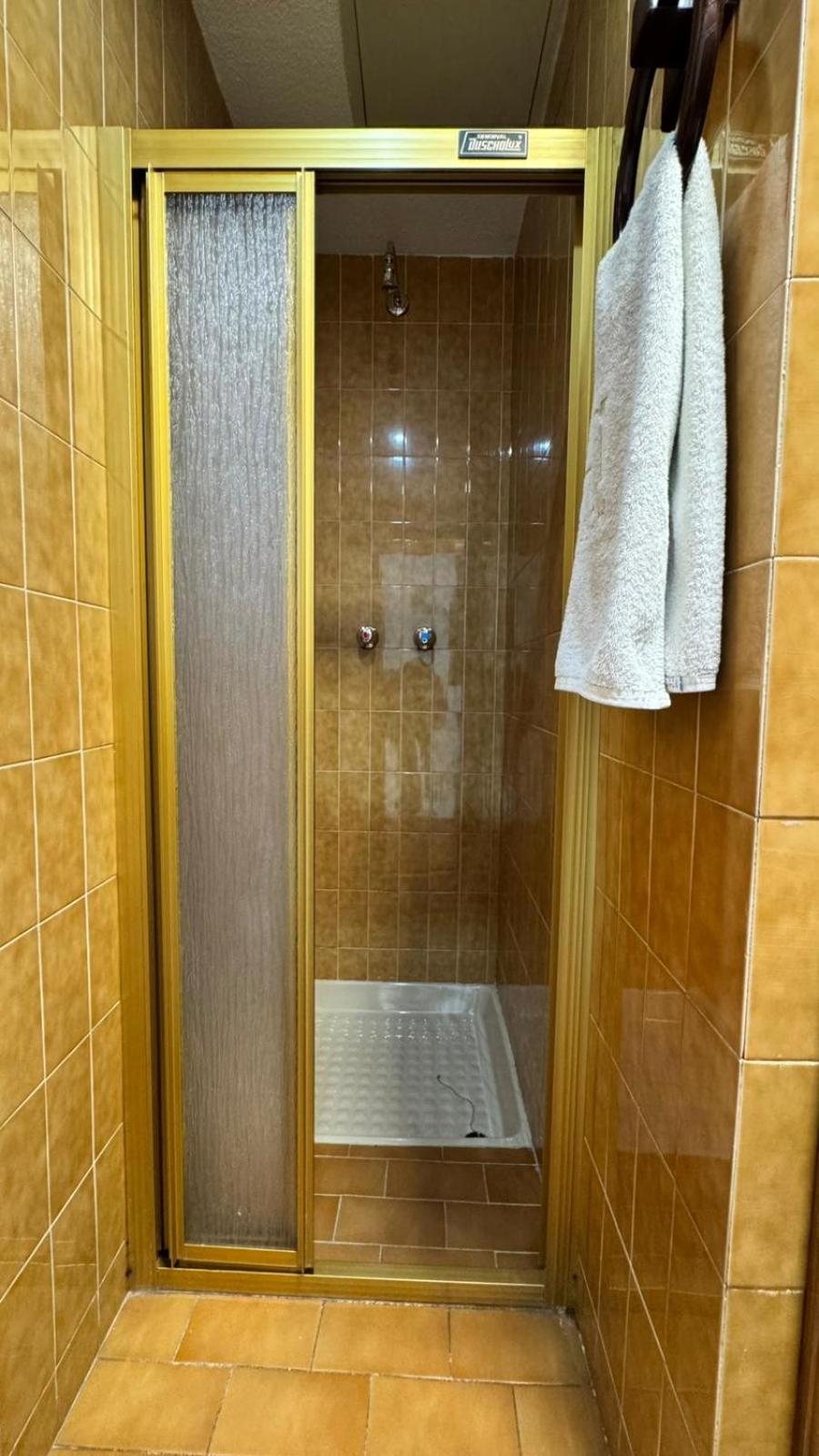 Hostel Puerta Del Angel Madrid Exteriör bild