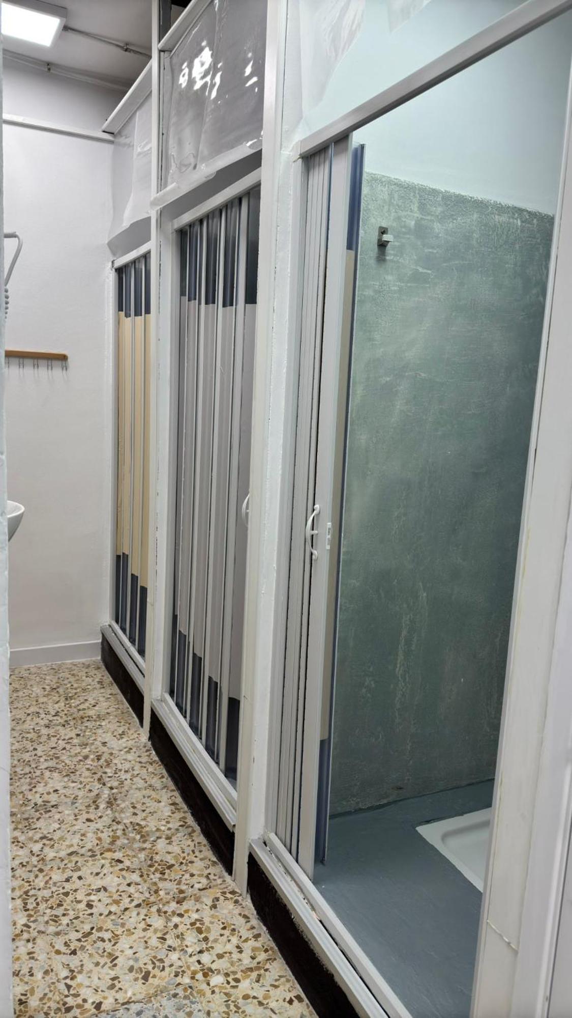 Hostel Puerta Del Angel Madrid Exteriör bild